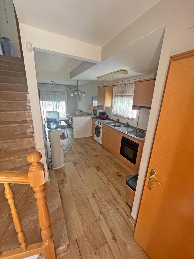 Casa En Vilafortuny Con Barbacoa Piscina Comunitaria Cambrils Eksteriør billede