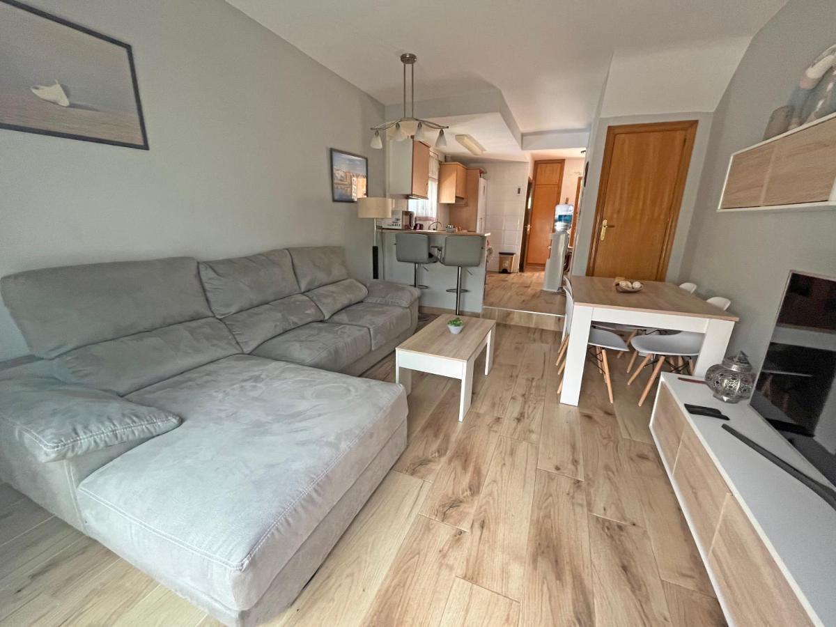 Casa En Vilafortuny Con Barbacoa Piscina Comunitaria Cambrils Eksteriør billede